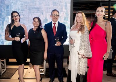 Sophia Sotil, Jesús Guzman, Alberto Vásquez, Ana Cecilia Sanguinetti y Cecilia Cerdeña.