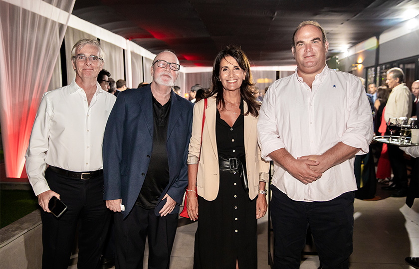 Renato Bonelli, Enrique Berckholtz, Amalia De la Jara y José Mazza.