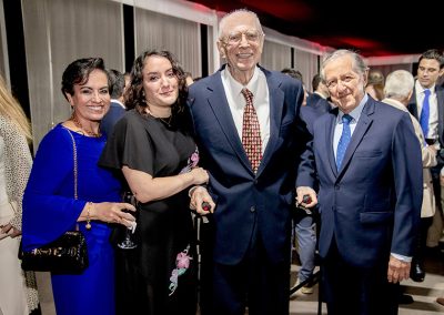 Mirtha Guevara, Adriana Delgado, Hans Traver y Fernando Del Carpio.