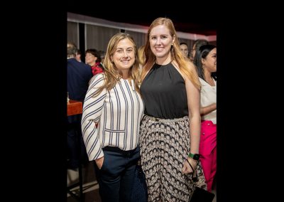 Gabriela Vásquez Mejía y Lorena Castro.